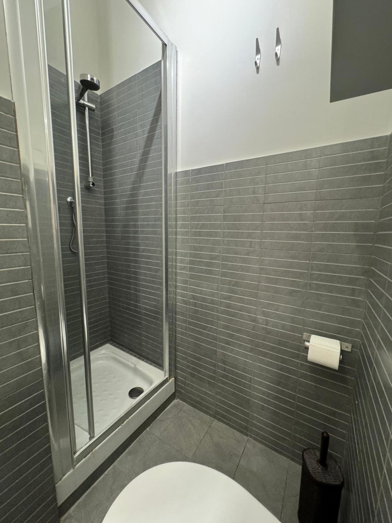 Tiburtina Suites, Roma ภายนอก รูปภาพ