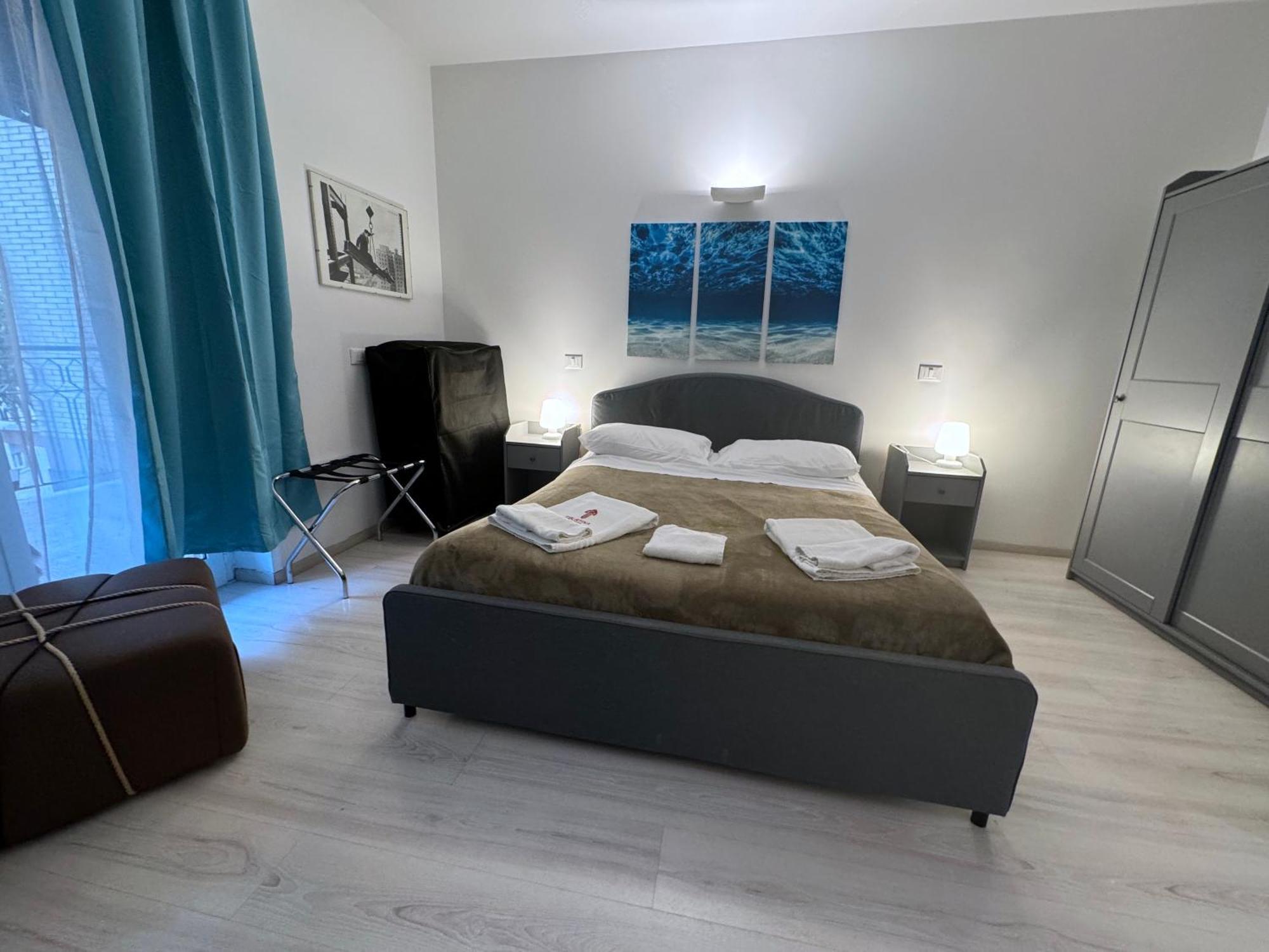 Tiburtina Suites, Roma ภายนอก รูปภาพ